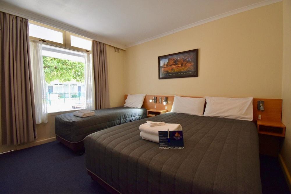 Townhouse Motel Каура Экстерьер фото