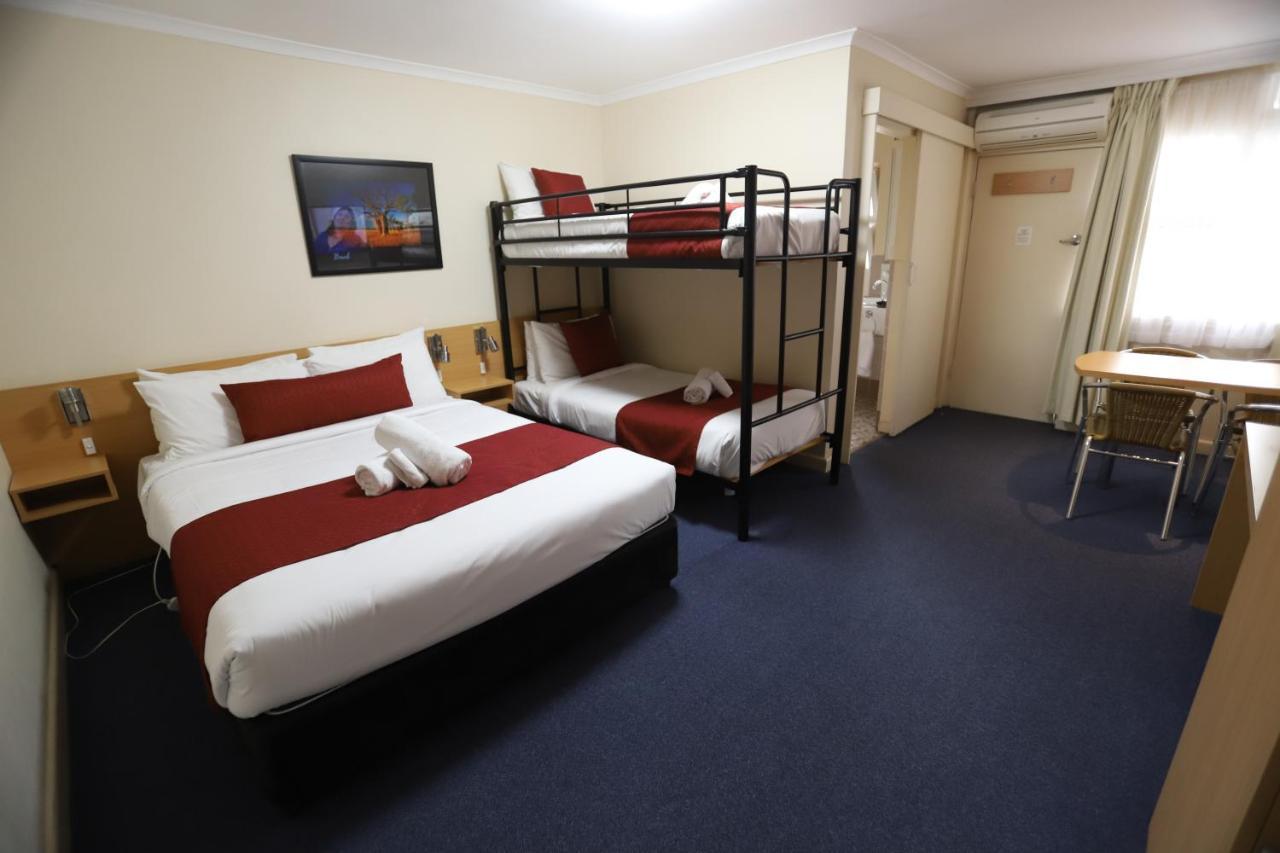 Townhouse Motel Каура Экстерьер фото
