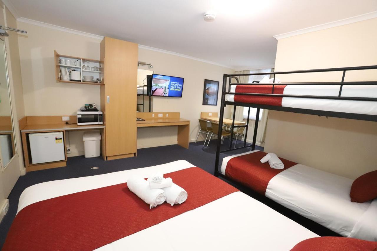 Townhouse Motel Каура Экстерьер фото
